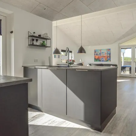 Awesome Home In Hadsund With Wifi *