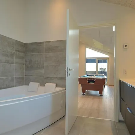 Four-bedroom In Hadsund * Hadsund